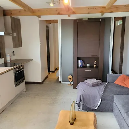 Prins Van Poederoijen Guest house