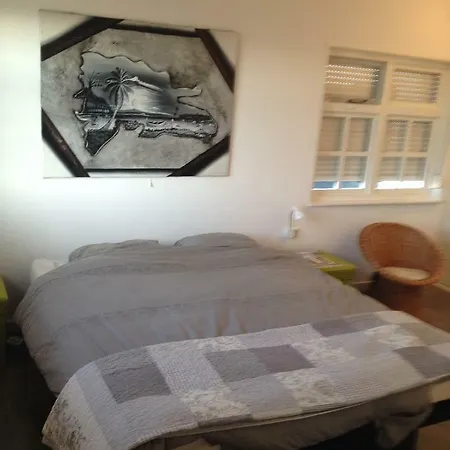 Prins Van Poederoijen Guest house