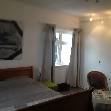 Guest house Prins Van Poederoijen 4*