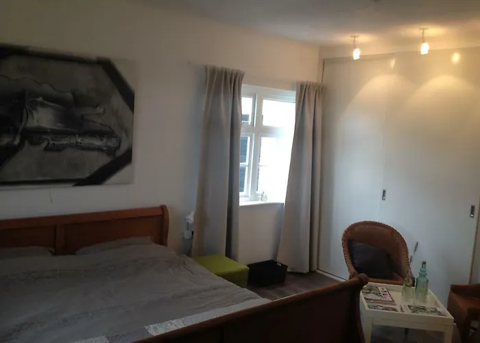 Affittacamere Prins Van Poederoijen 4*