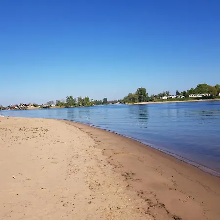 Гостевой дом Prins Van Poederoijen Poederoijen