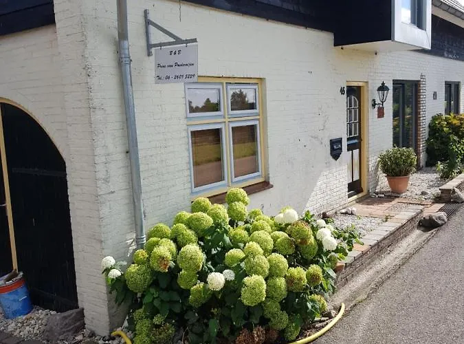 Prins Van Poederoijen Gasthof 4*