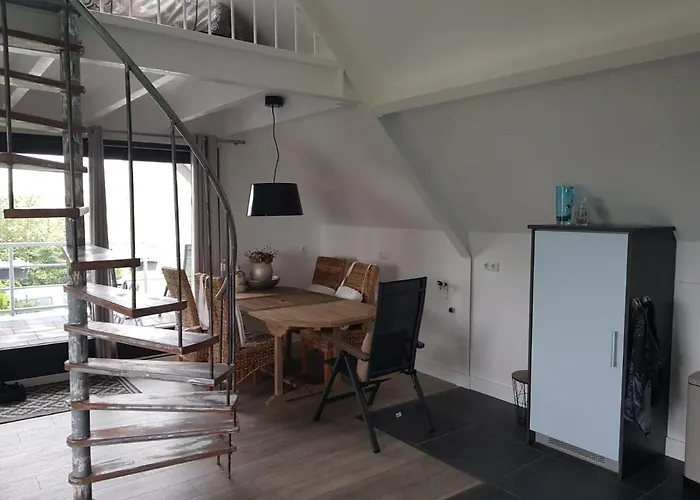 Prins Van Poederoijen Gasthof